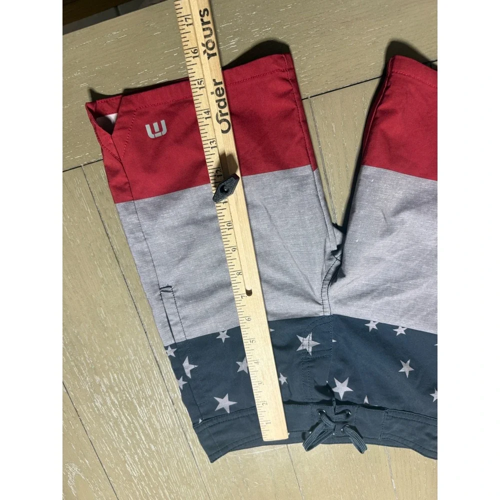 TravisMathew‎ Board Shorts Kids Size 8 Blue Gray Red Stars Patriotic Colorblock